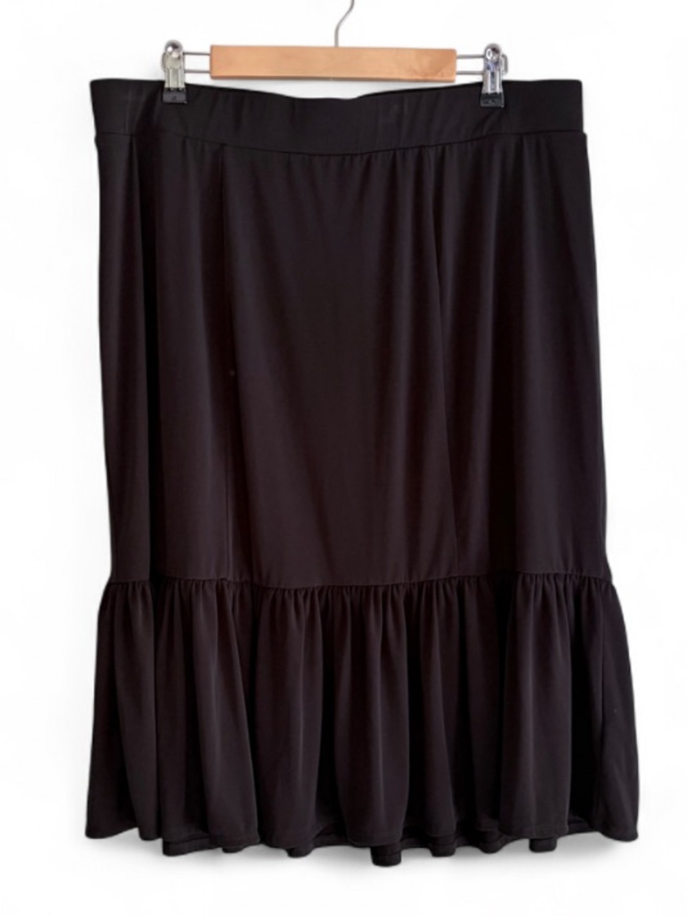 Torrid Black Knit Ruffle Bottom Midi Skirt Size 2